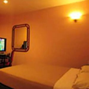 Hotel Reko Inn